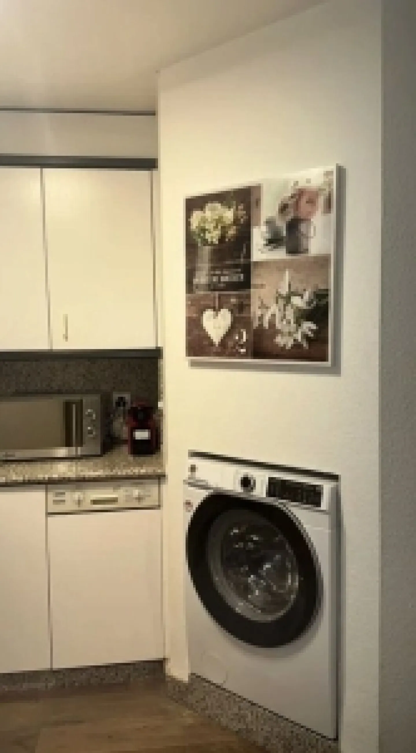 Très joli logement de 2,5 pièces meublé en plein centre ville de Neuchâtel - Photo 4 sur 4