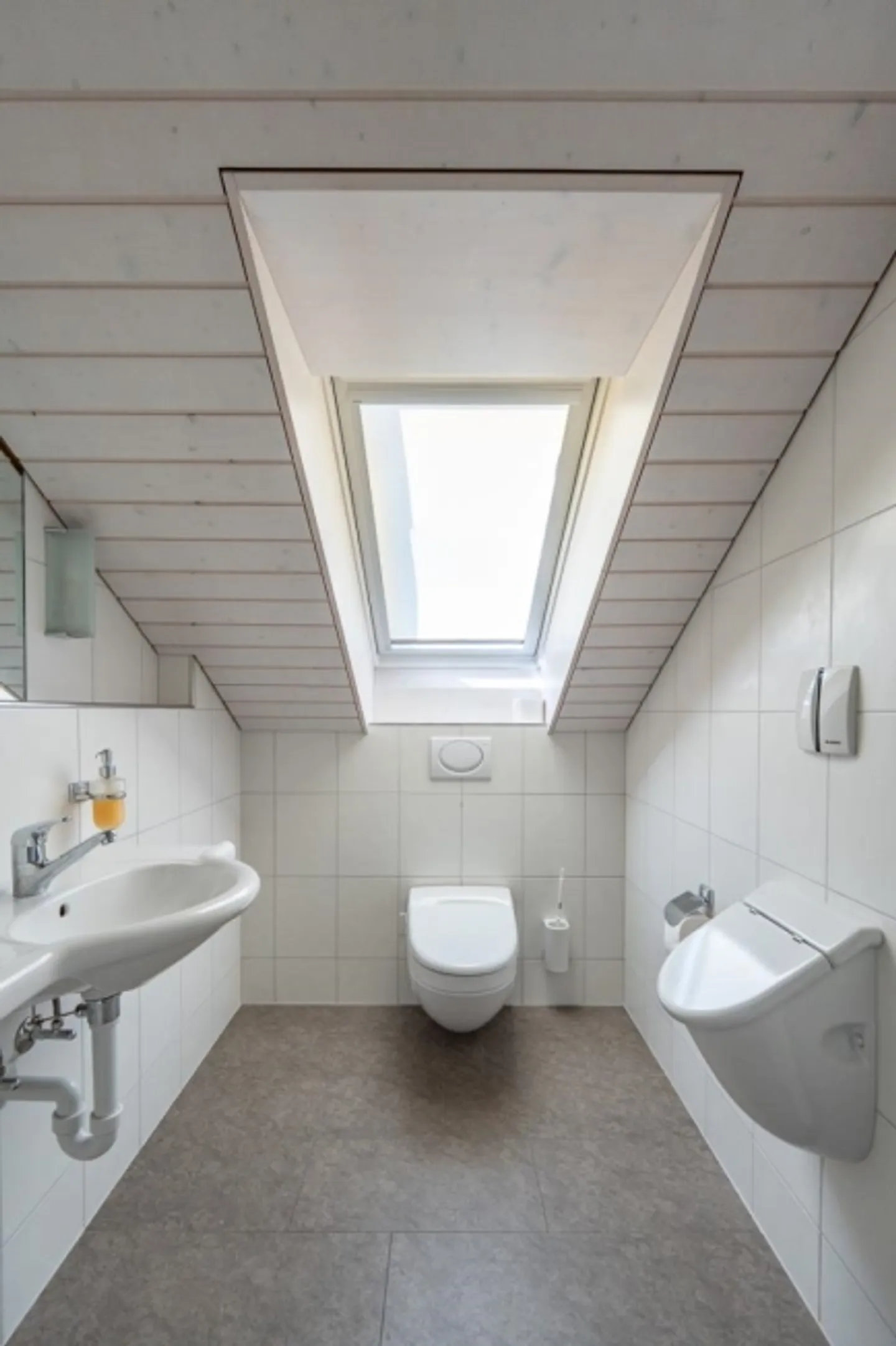 5.5-Zi. Dachwohnung mitten in Gais - Foto 9 von 11