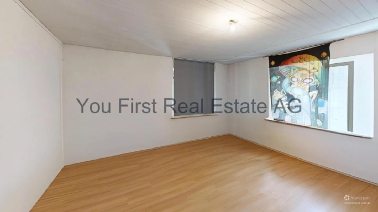 Residential building for sale - Photo 2 of 13