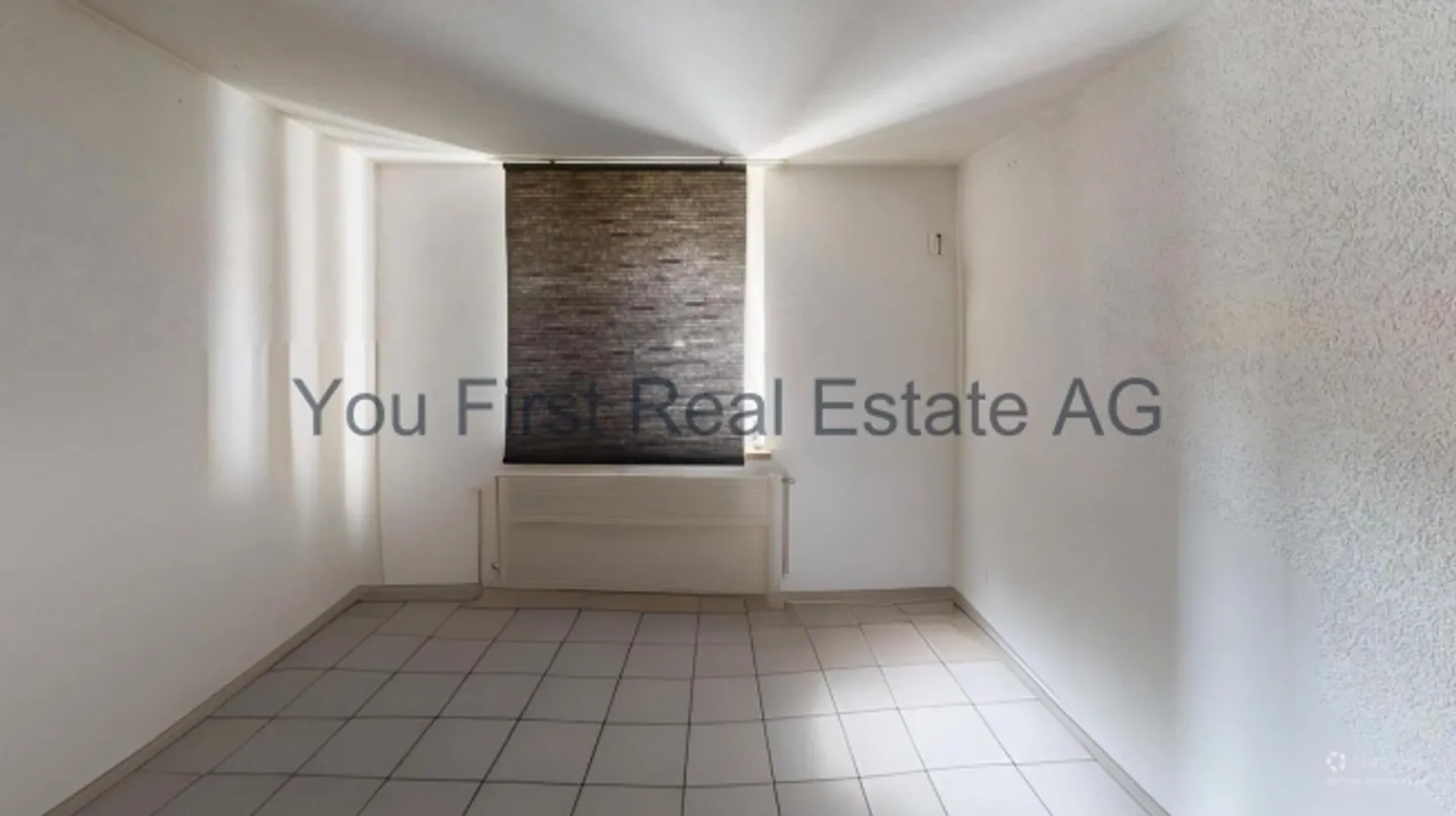 Residential building for sale - Photo 4 of 13