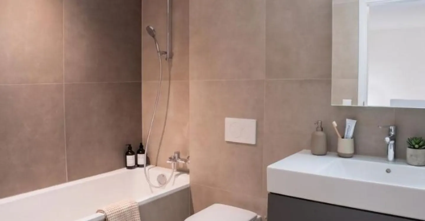 Appartement: Vie Urbaine Redéfinie - Photo 9 sur 12