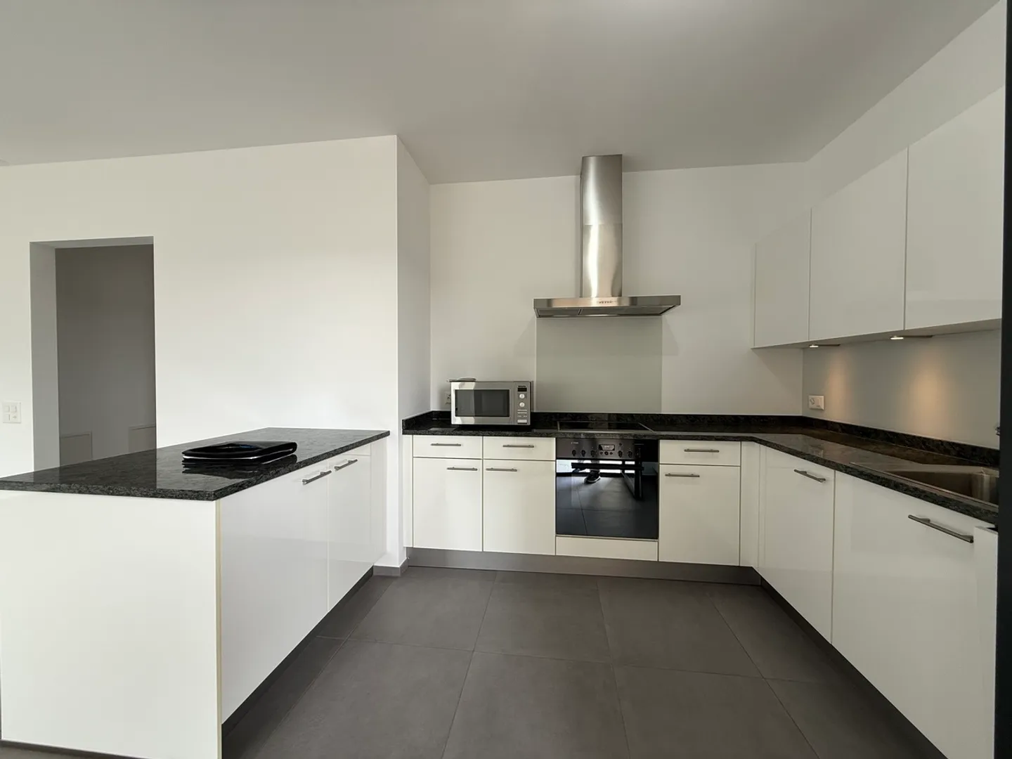 NOUVEAU ET SPACIEUX 2.5 CHAMBRES - Photo 6 sur 12