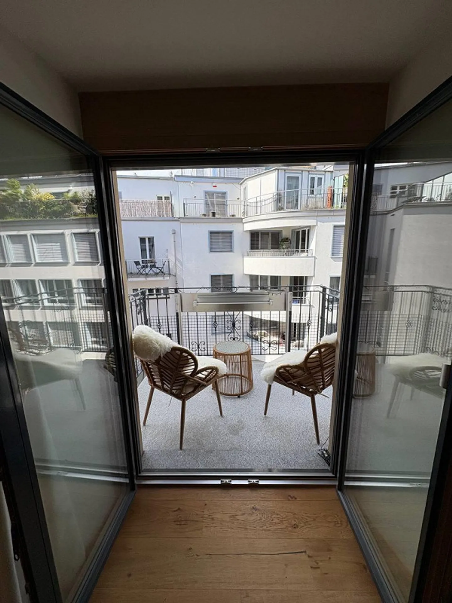 Moderne 1.5-Zimmer-Wohnung mit Balkon - Foto 5 von 6