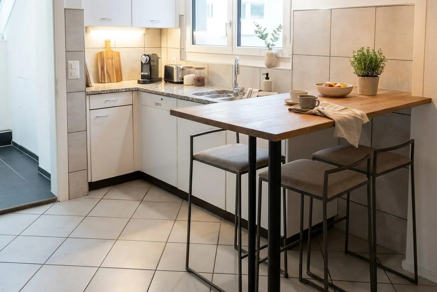 Charming living, only 10 min. from Wohlen. Rent-to-own possible! - Photo 9 of 12