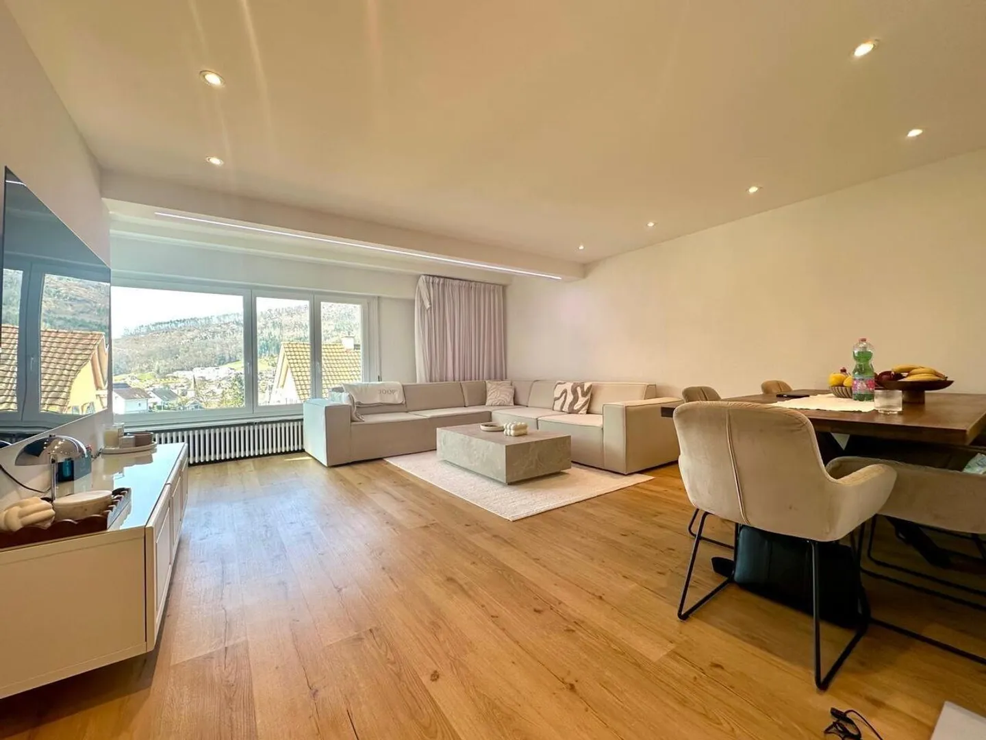 Casa unifamiliare indipendente in una posizione tranquilla con vista - Foto 7 di 13