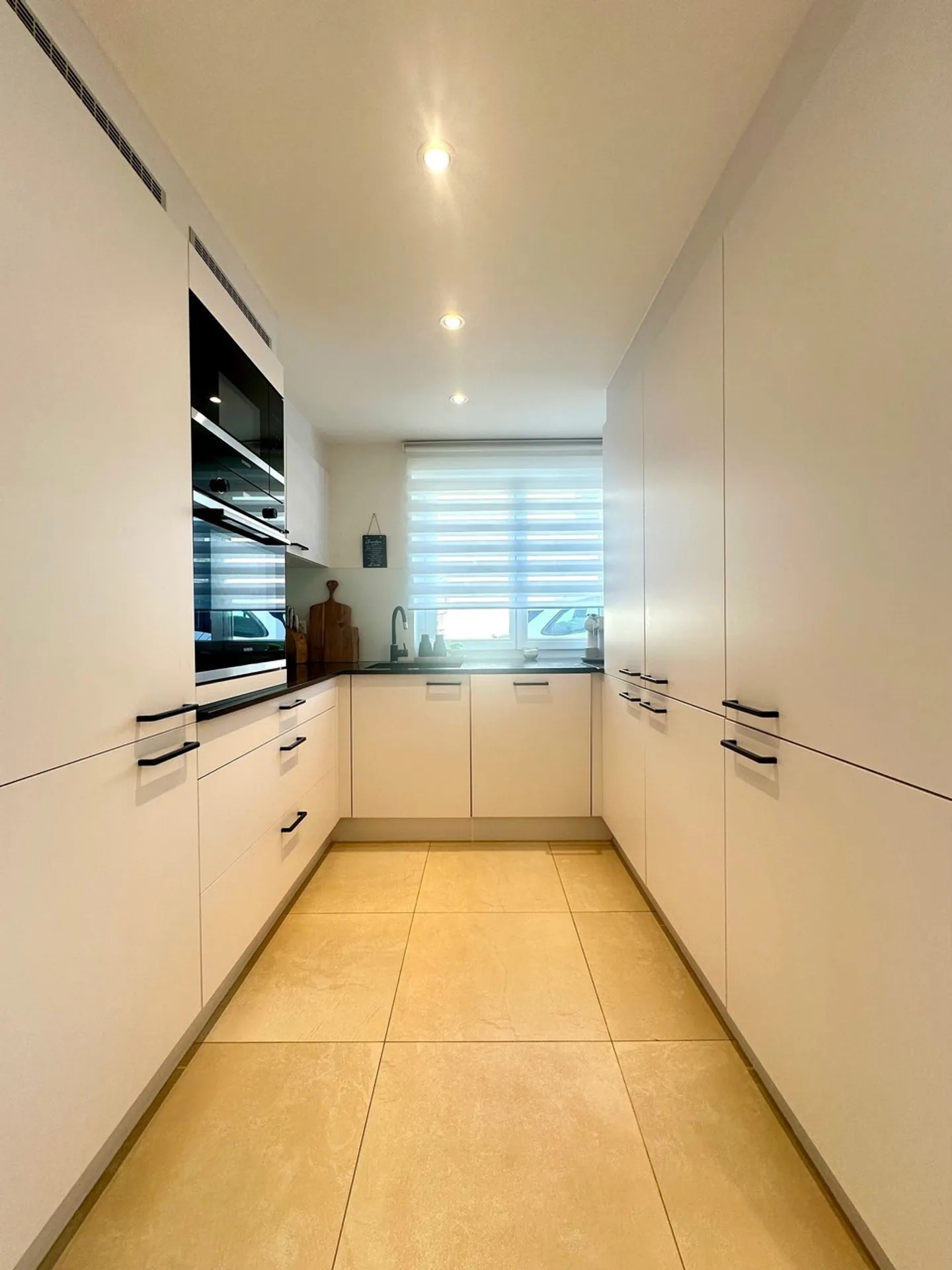 Casa unifamiliare indipendente in una posizione tranquilla con vista - Foto 8 di 13