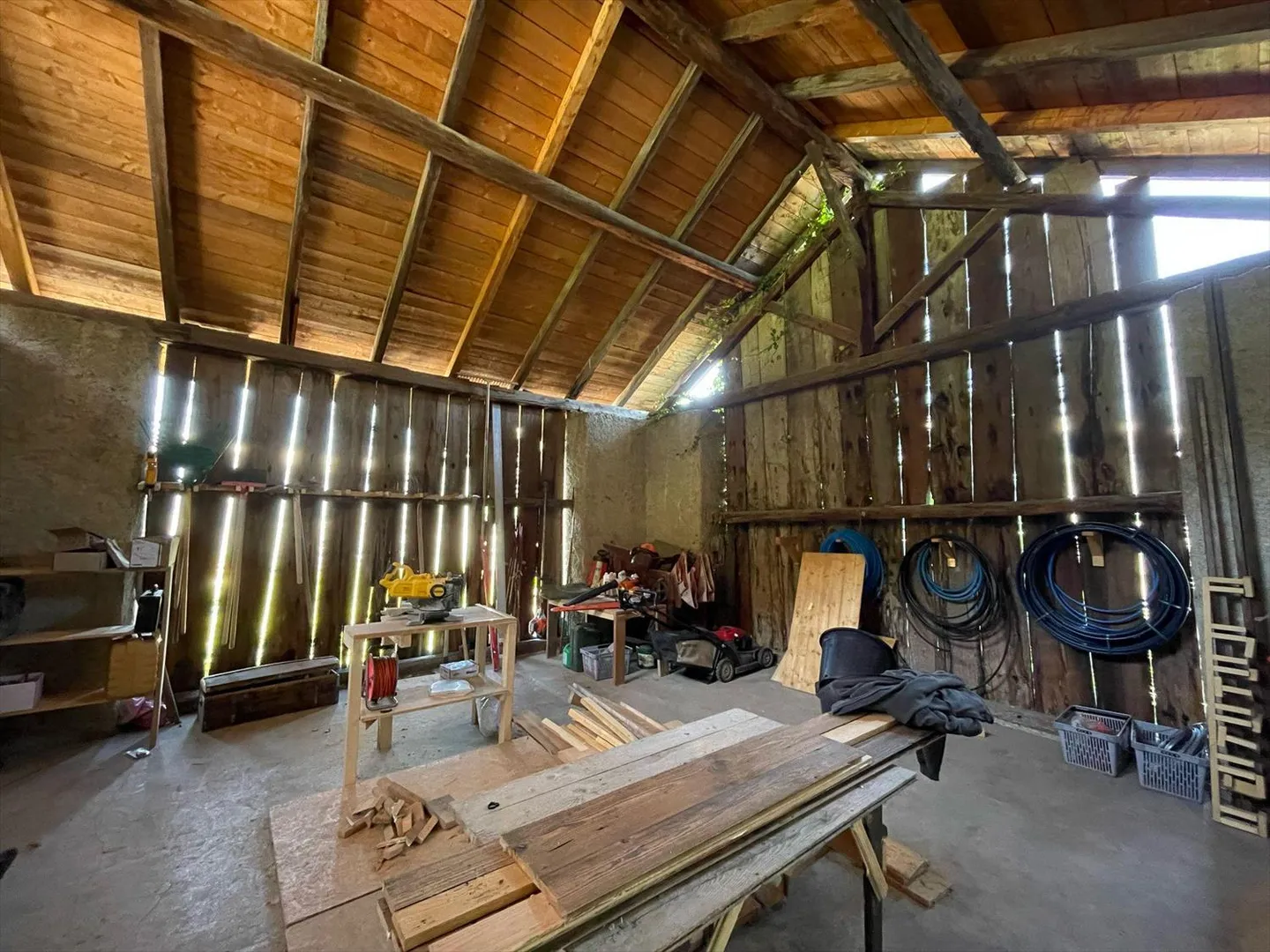 Beautiful Barn with a View - Photo 10 of 12