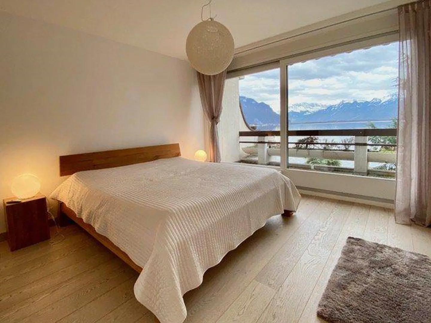 Wunderschöne 3,5-Zimmer-Wohnung mit atemberaubendem Seeblick - Foto 8 von 13