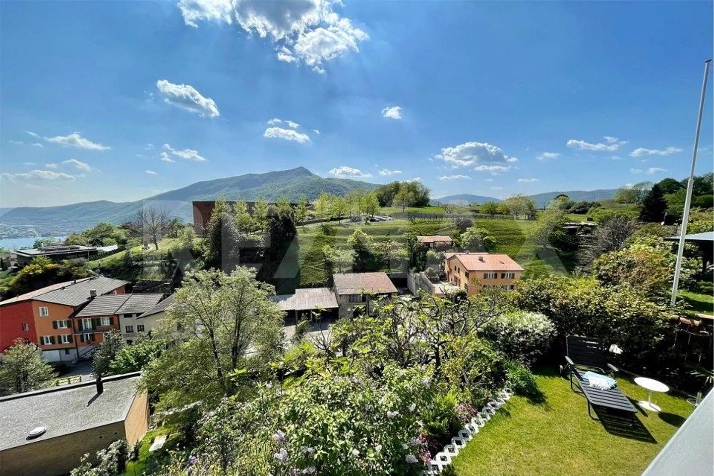 Bella villa di 5 ½ stanze con vista libera - Foto 13 di 13