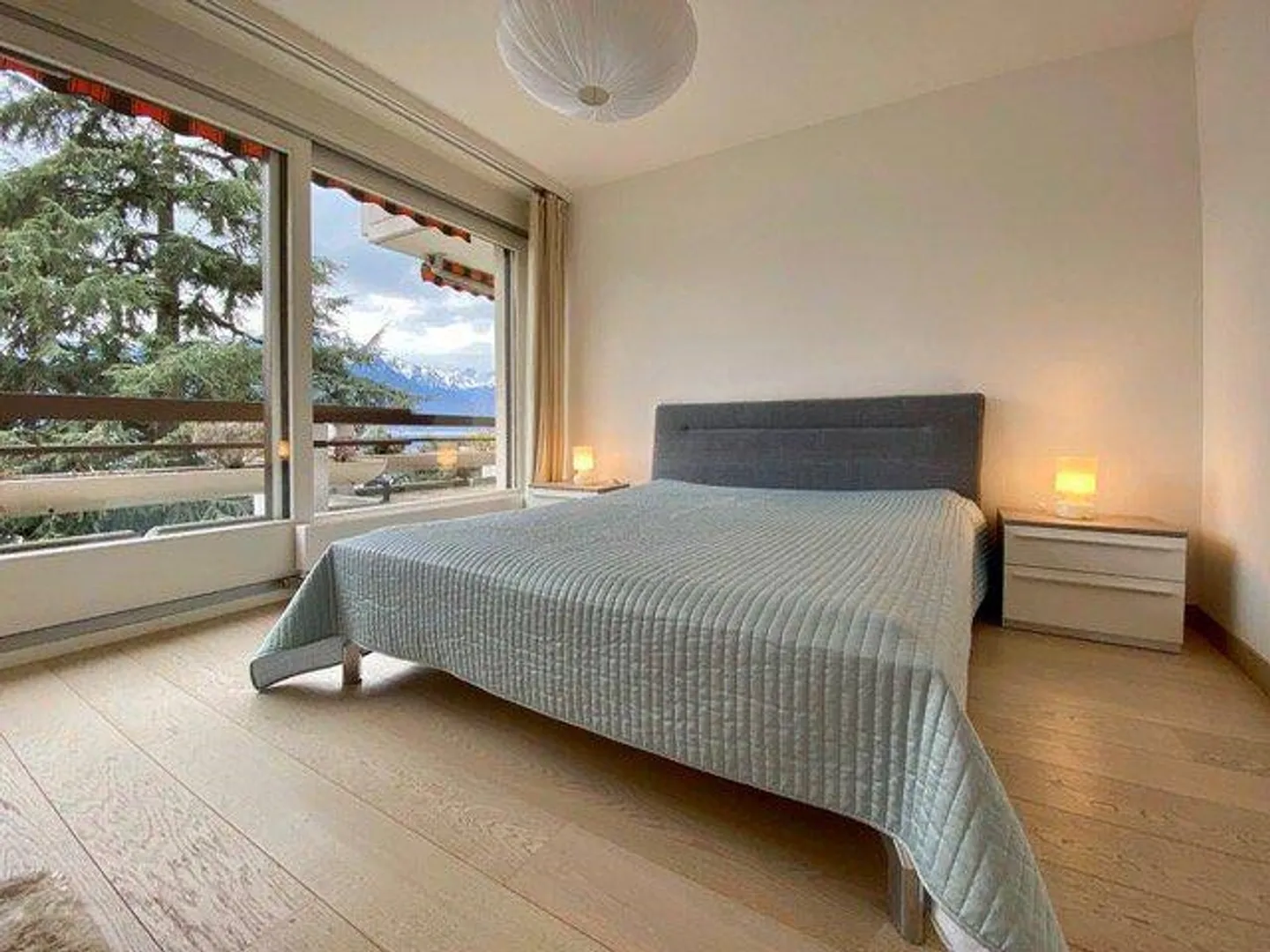 Wunderschöne 3,5-Zimmer-Wohnung mit atemberaubendem Seeblick - Foto 11 von 13