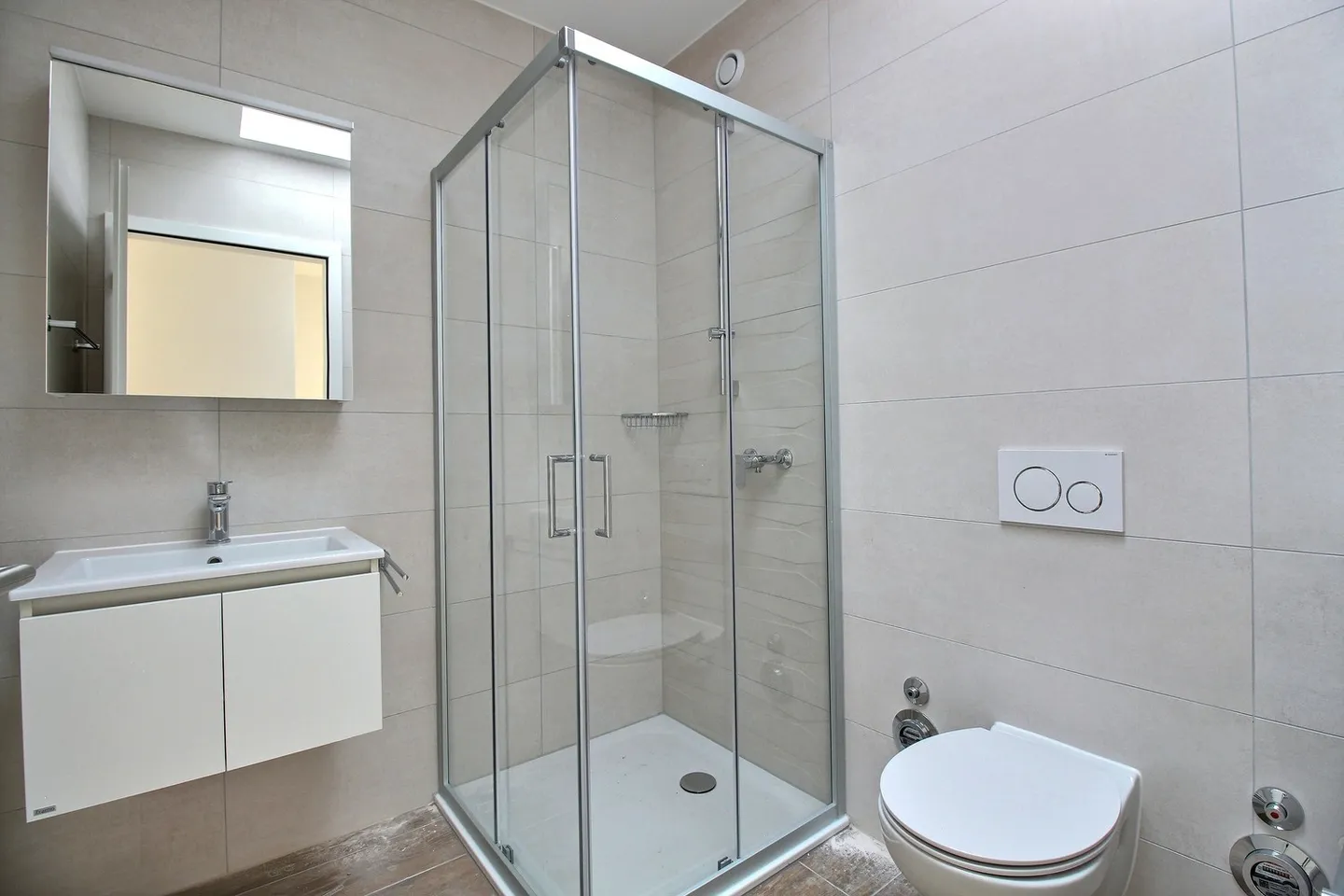 Exceptional 5.5-room apartment for rent in Marly! - Photo 7 of 13