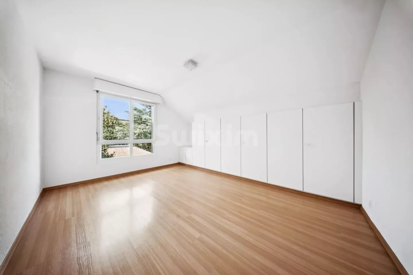 Eccezionale villa indipendente con 7 camere da letto - Foto 7 di 10