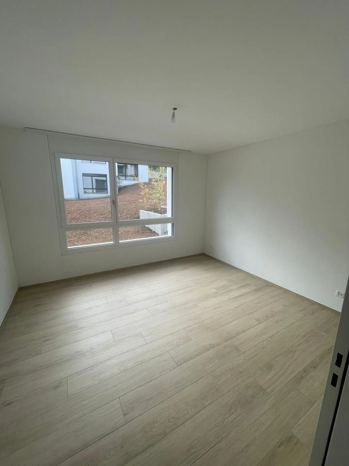 Moderne Wohnung mit Loggia - Foto 4 von 7