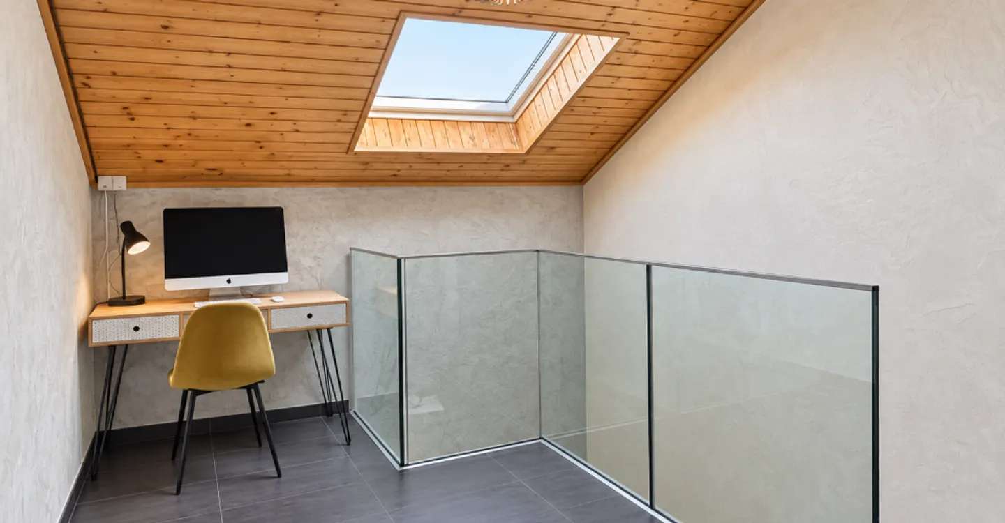 Spacious Duplex Apartment with Terrace - Photo 7 of 10