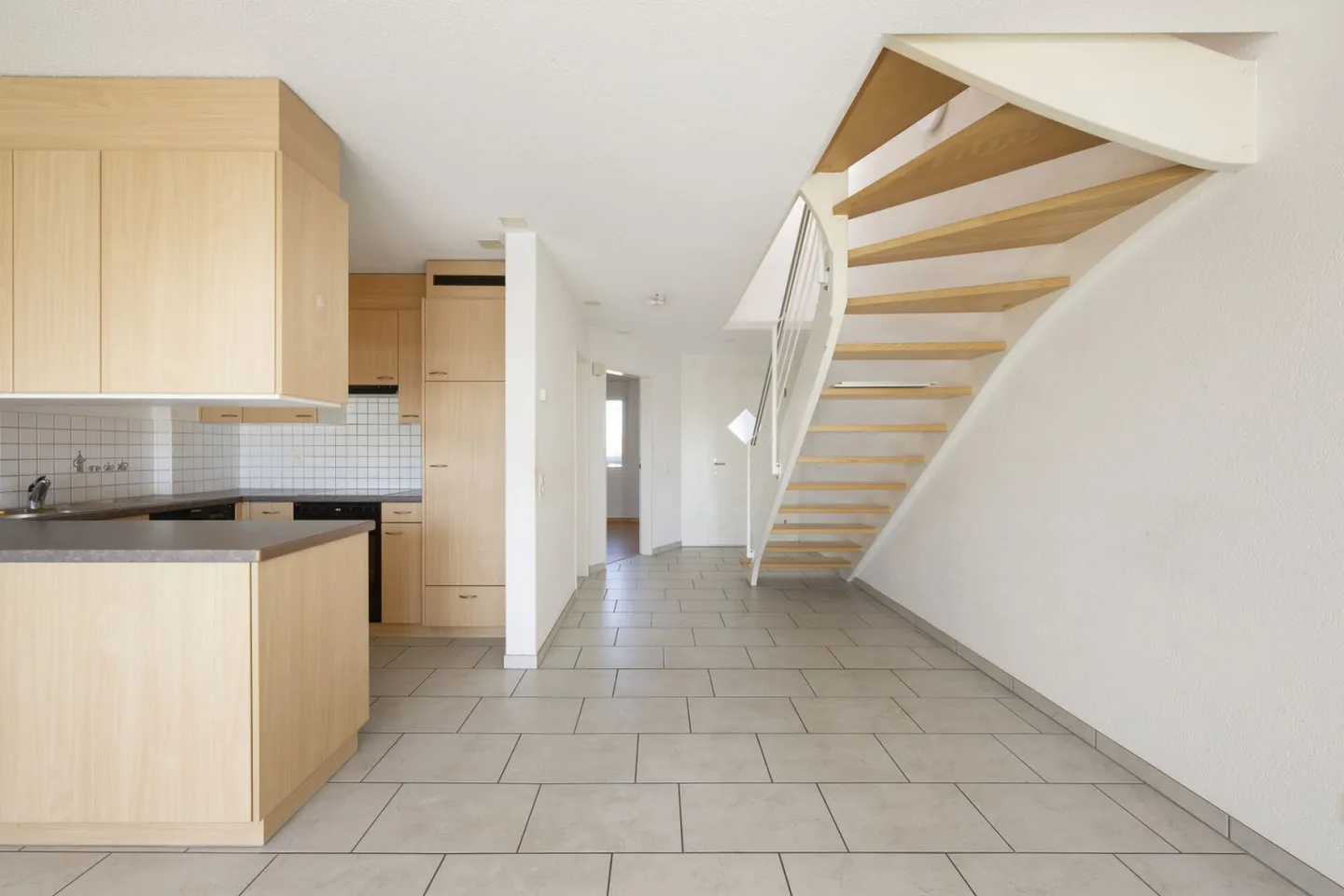 Geräumige Maisonette Wohnung - Foto 3 von 13