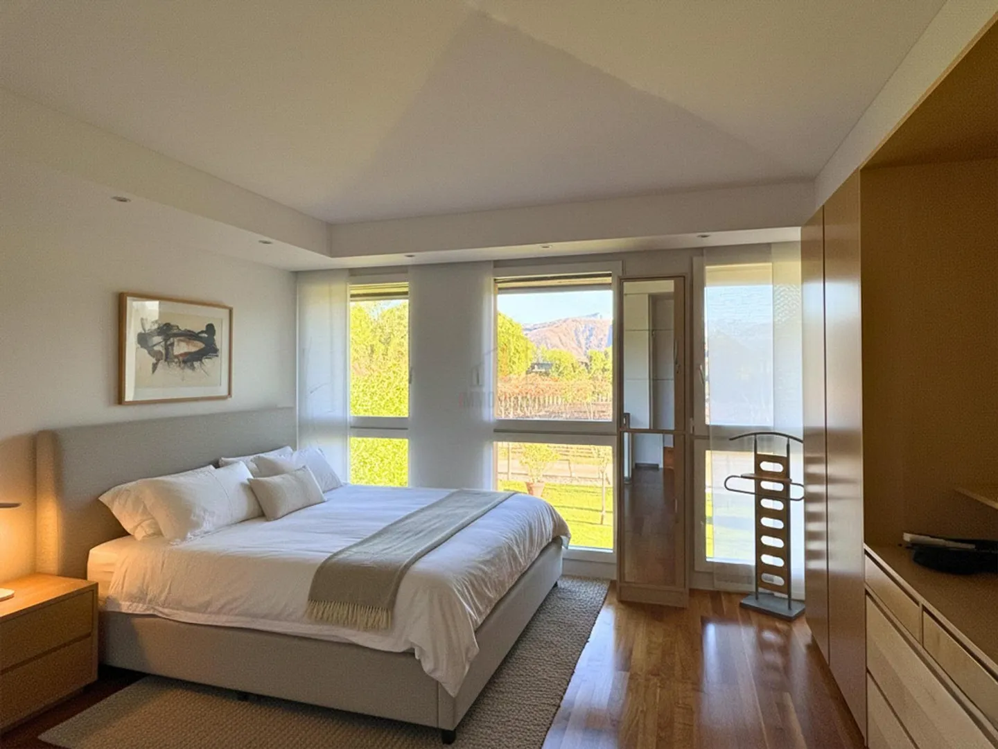 A JEWEL IMMERSED IN GREEN - Photo 7 of 13