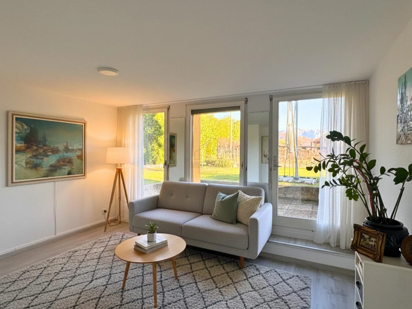 A JEWEL IMMERSED IN GREEN - Photo 8 of 13