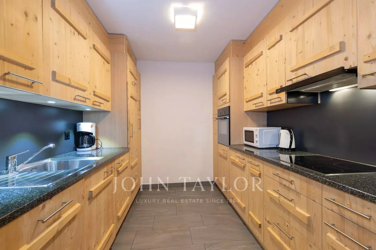 Veysonnaz 3.5 Rooms - Ski in & out - Photo 3 of 11