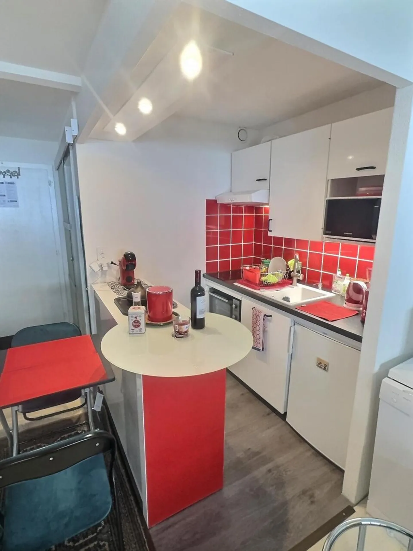 Studio in occupied life annuity without rent limited to 5 years. - Photo 2 of 10