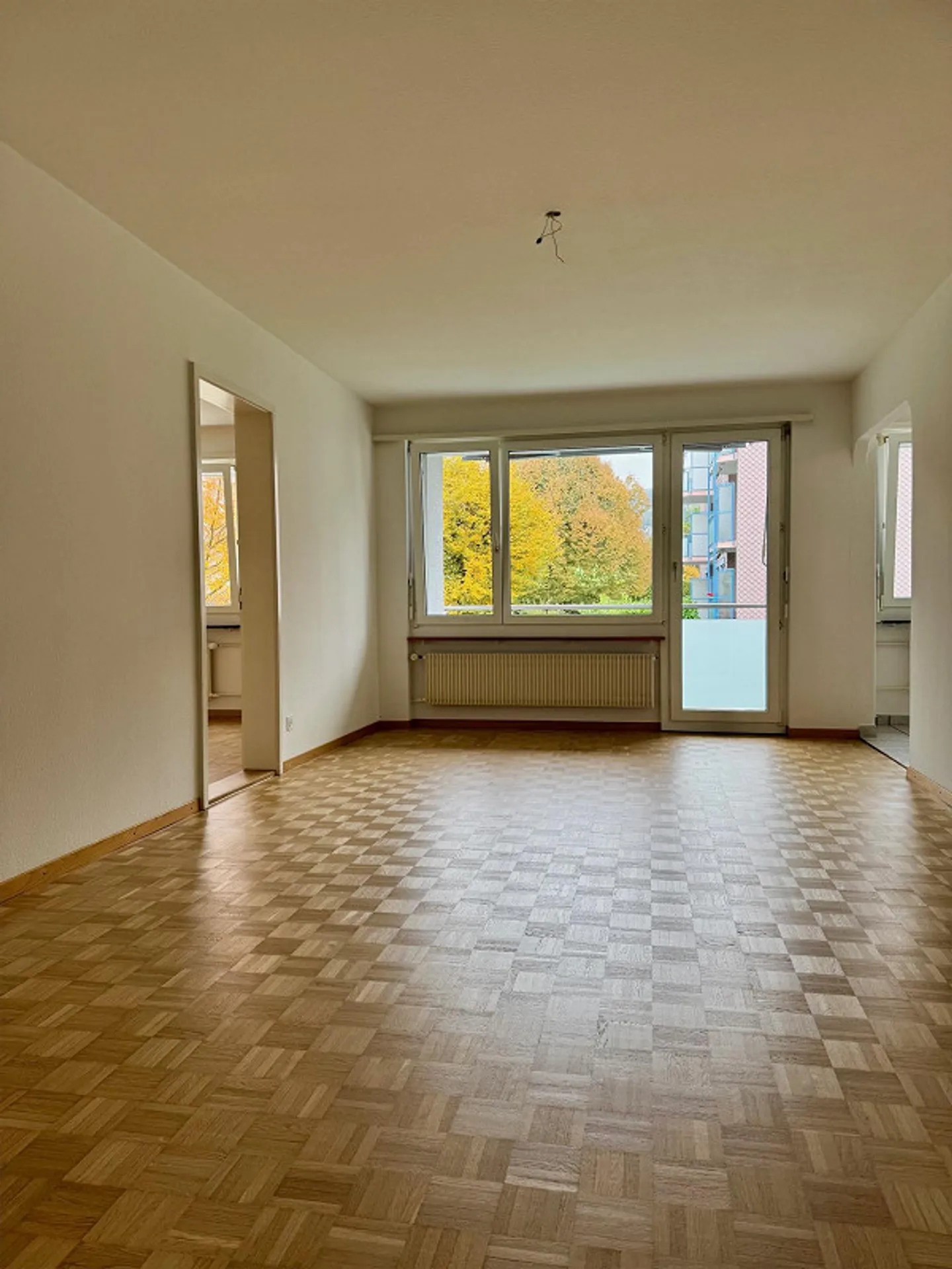Appartamento di 2.5 locali in posizione tranquilla nel quartiere Hätschen - Foto 2 di 9