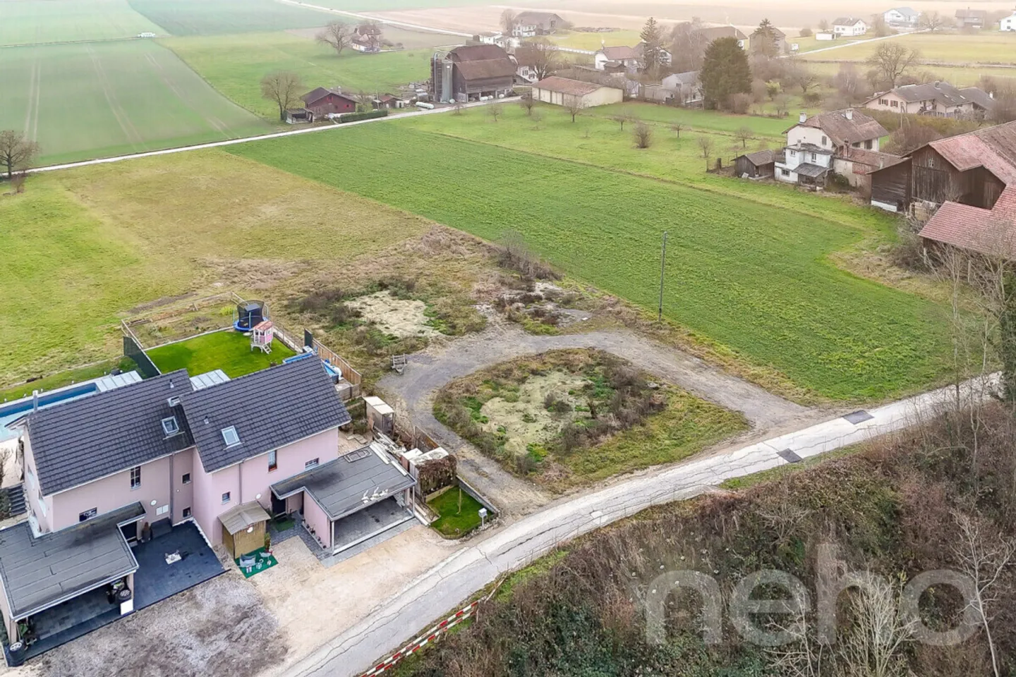 TERRENO ECCEZIONALE CON VISTA PANORAMICA E PERMESSO VALIDO - Foto 1 di 12
