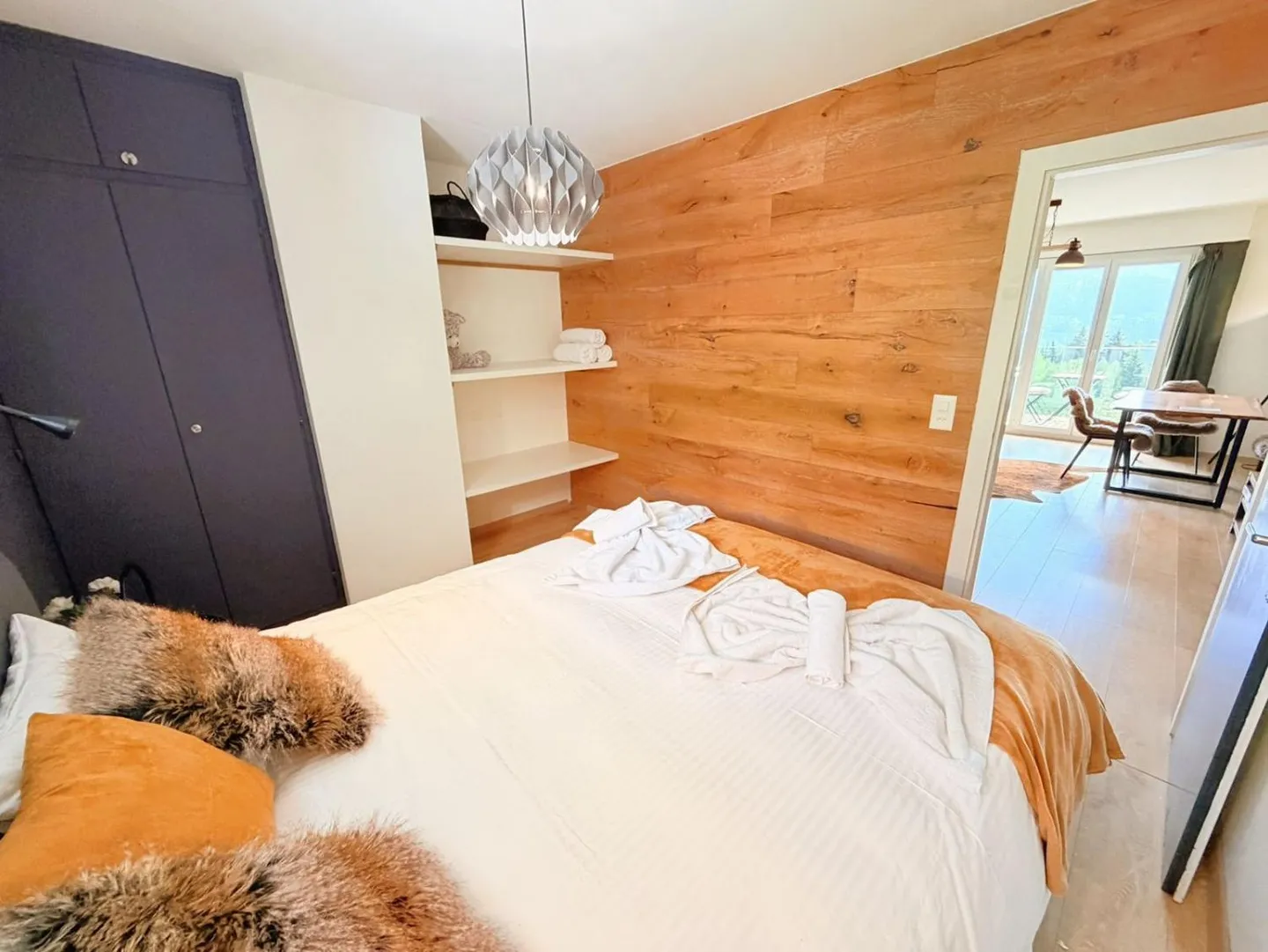 Magnificent 2.5 rooms fully renovated - Spacious & bright - Quiet location - B - Photo 8 of 14