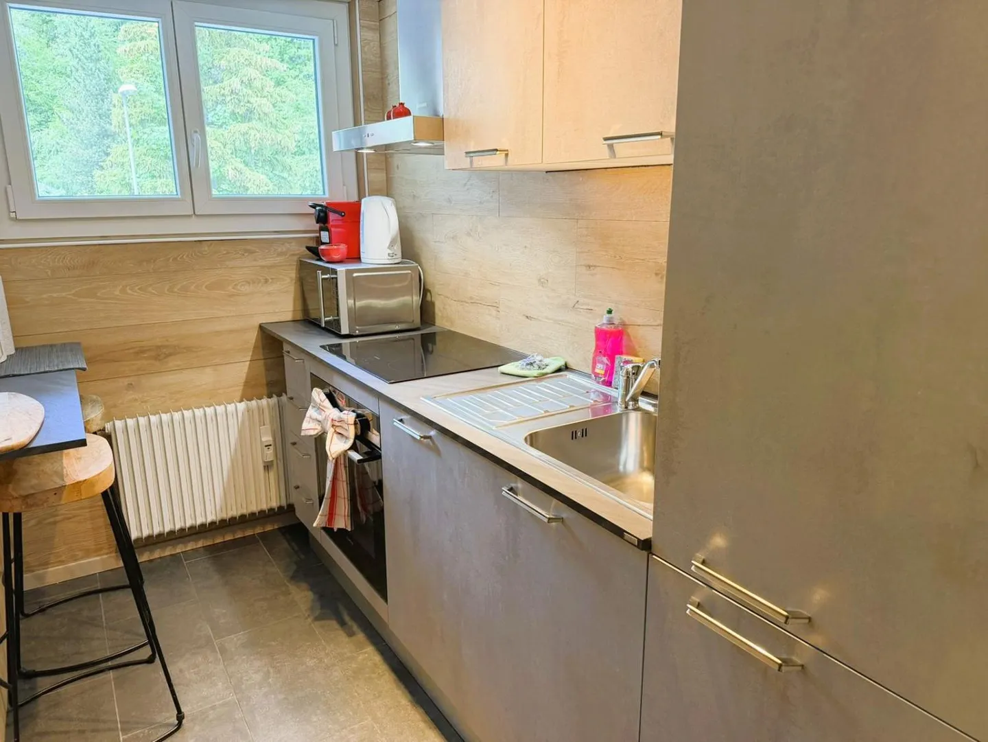 Magnificent 2.5 rooms fully renovated - Spacious & bright - Quiet location - B - Photo 9 of 14
