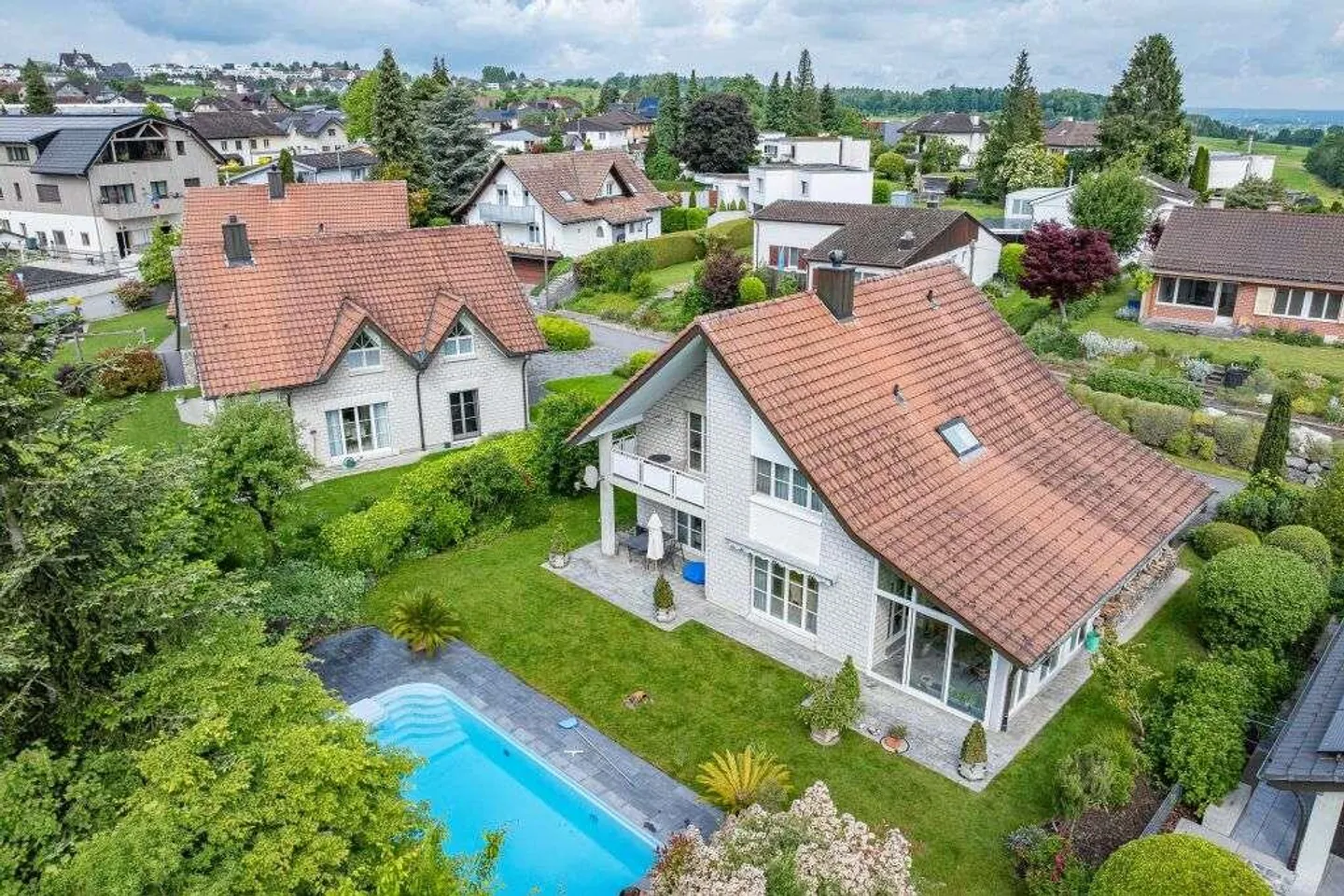 Charmantes Einfamilienhaus mit Seesicht - Foto 1 von 15