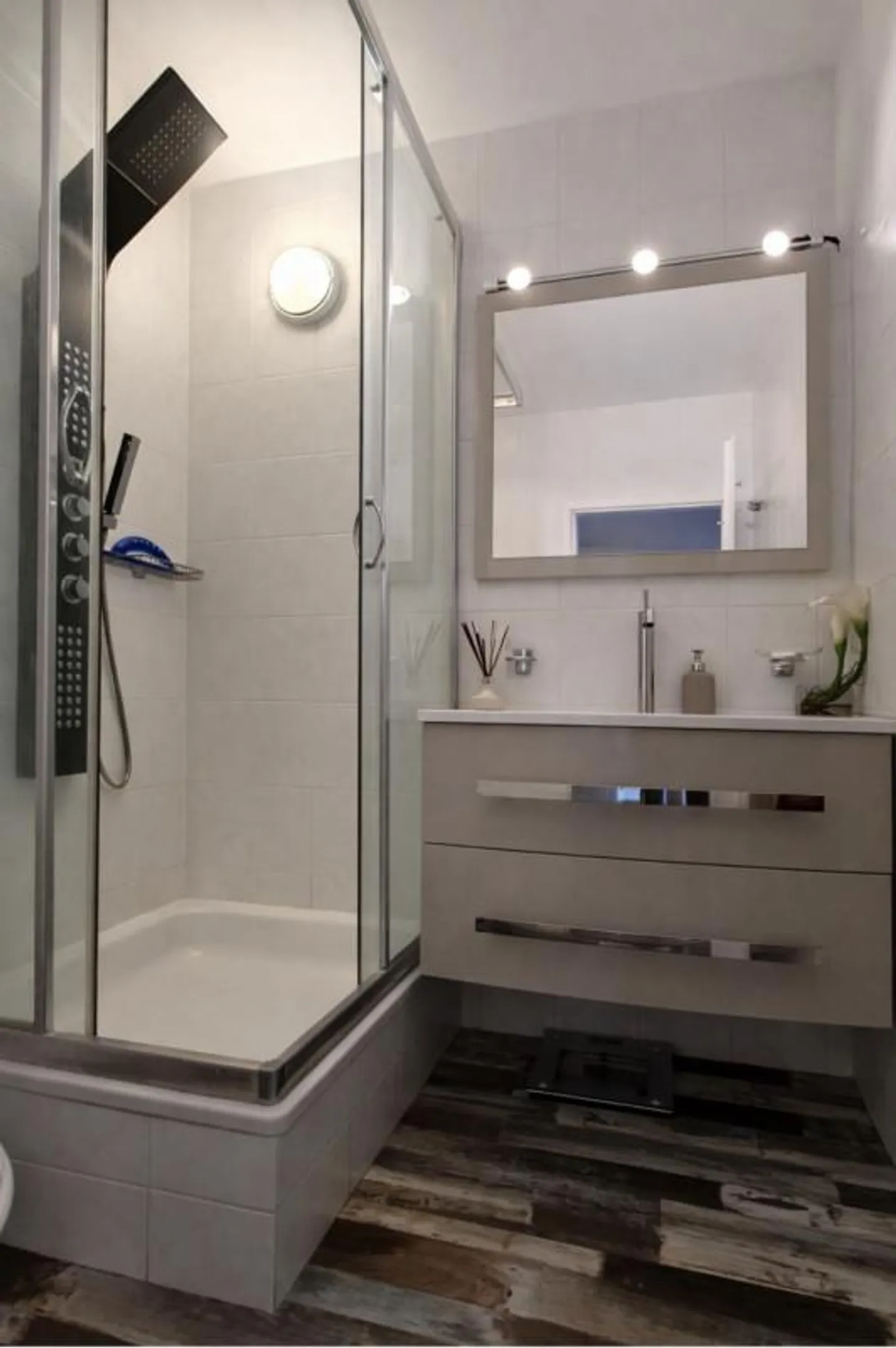 Appartement de luxe avec jardin privé - Photo 11 sur 12