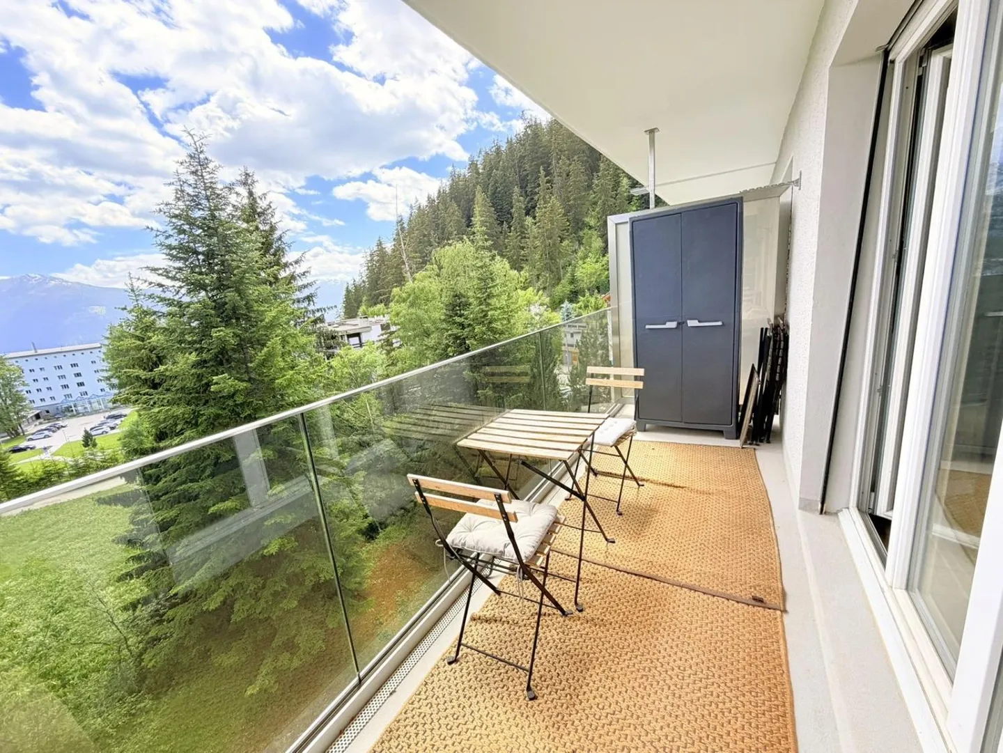 Magnificent 2.5 rooms fully renovated - Spacious & bright - Quiet location - B - Photo 12 of 14