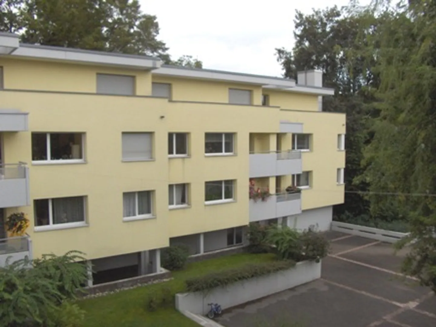 Parkplatz im Freien mieten - Foto 1 von 1