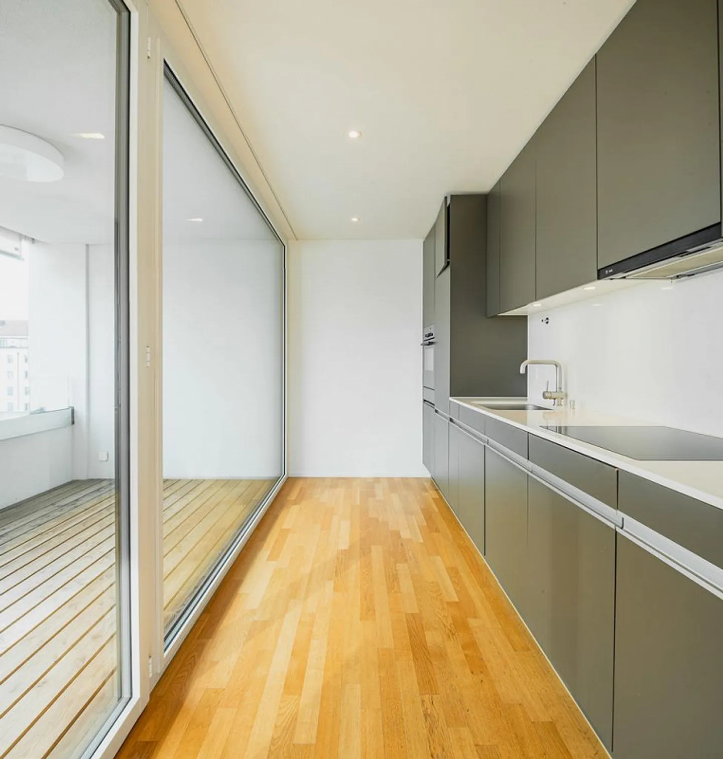 Modern apartment in the Cypress Courtyard! - Photo 2 of 12