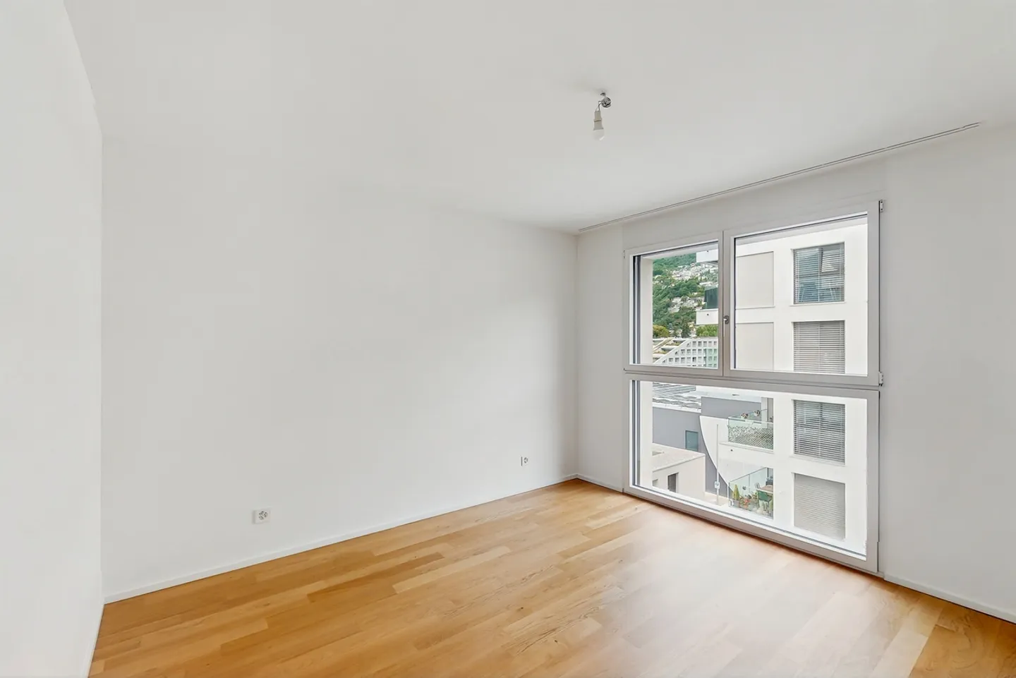 Exklusiv und modern in einer der gefragtesten Residenzen - Foto 8 von 11