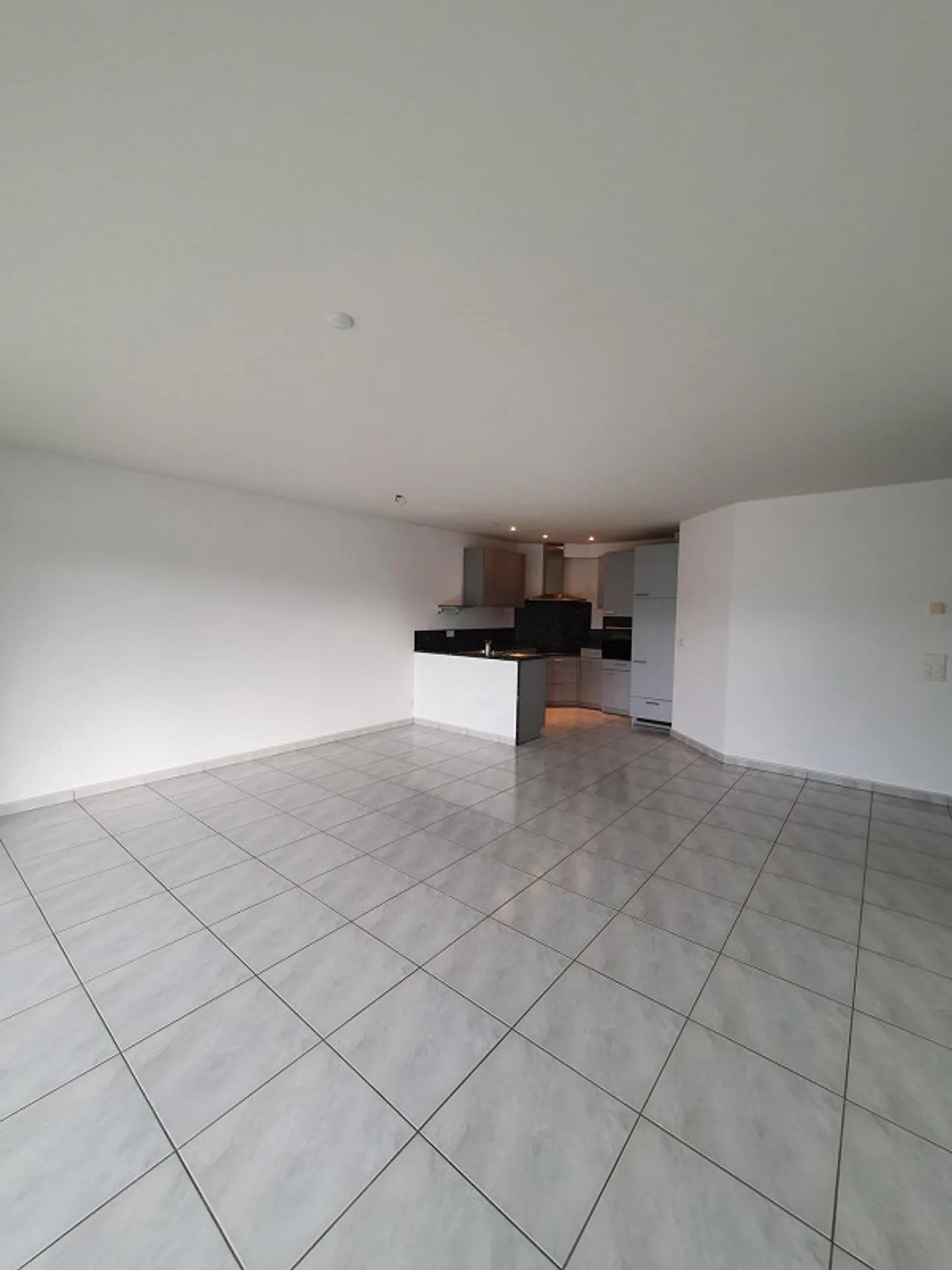 Gemütliche Wohnung mit grossem Balkon - Foto 5 von 8