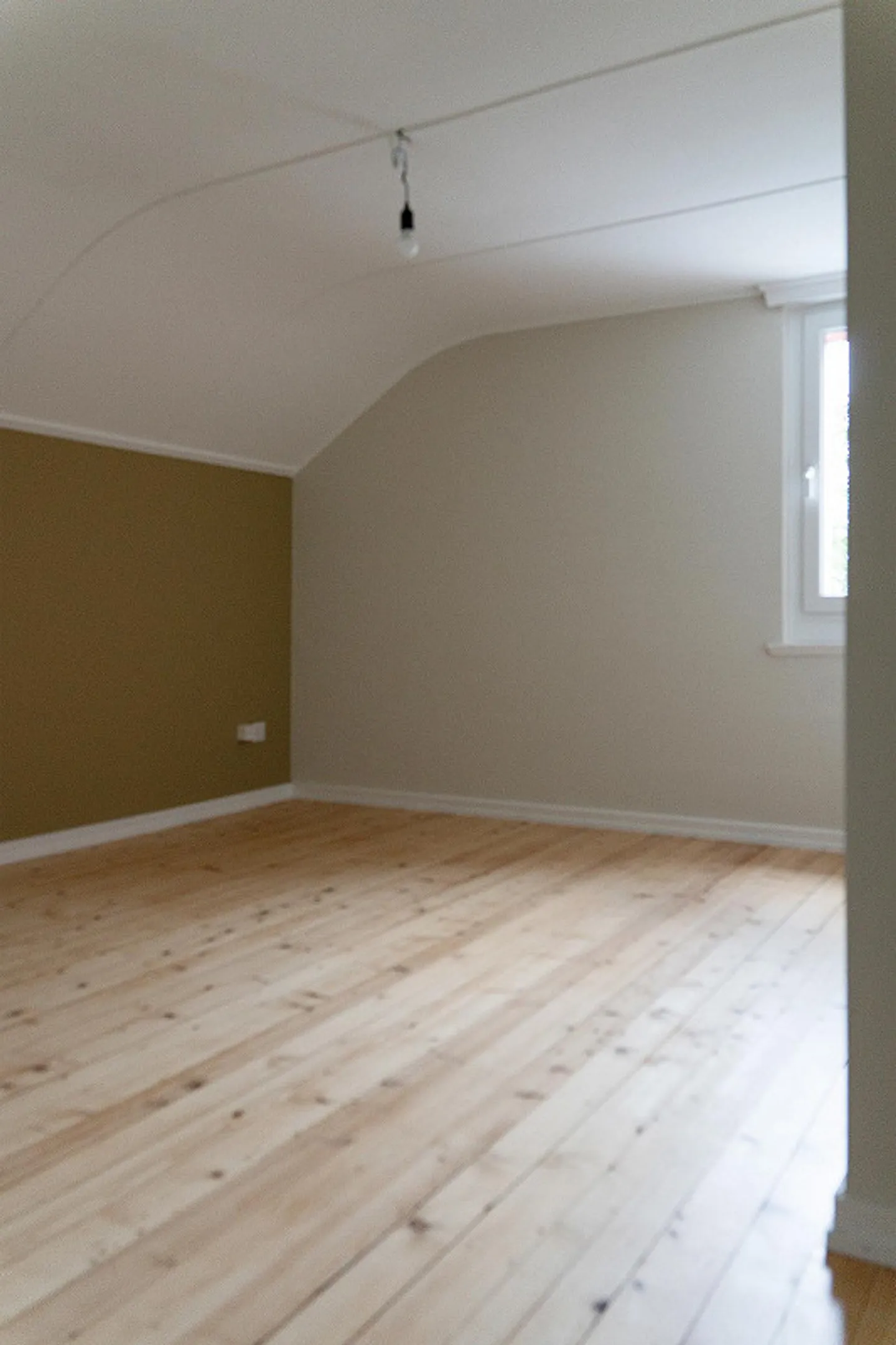 Modern living - centrally & stylishly renovated - Photo 9 of 13