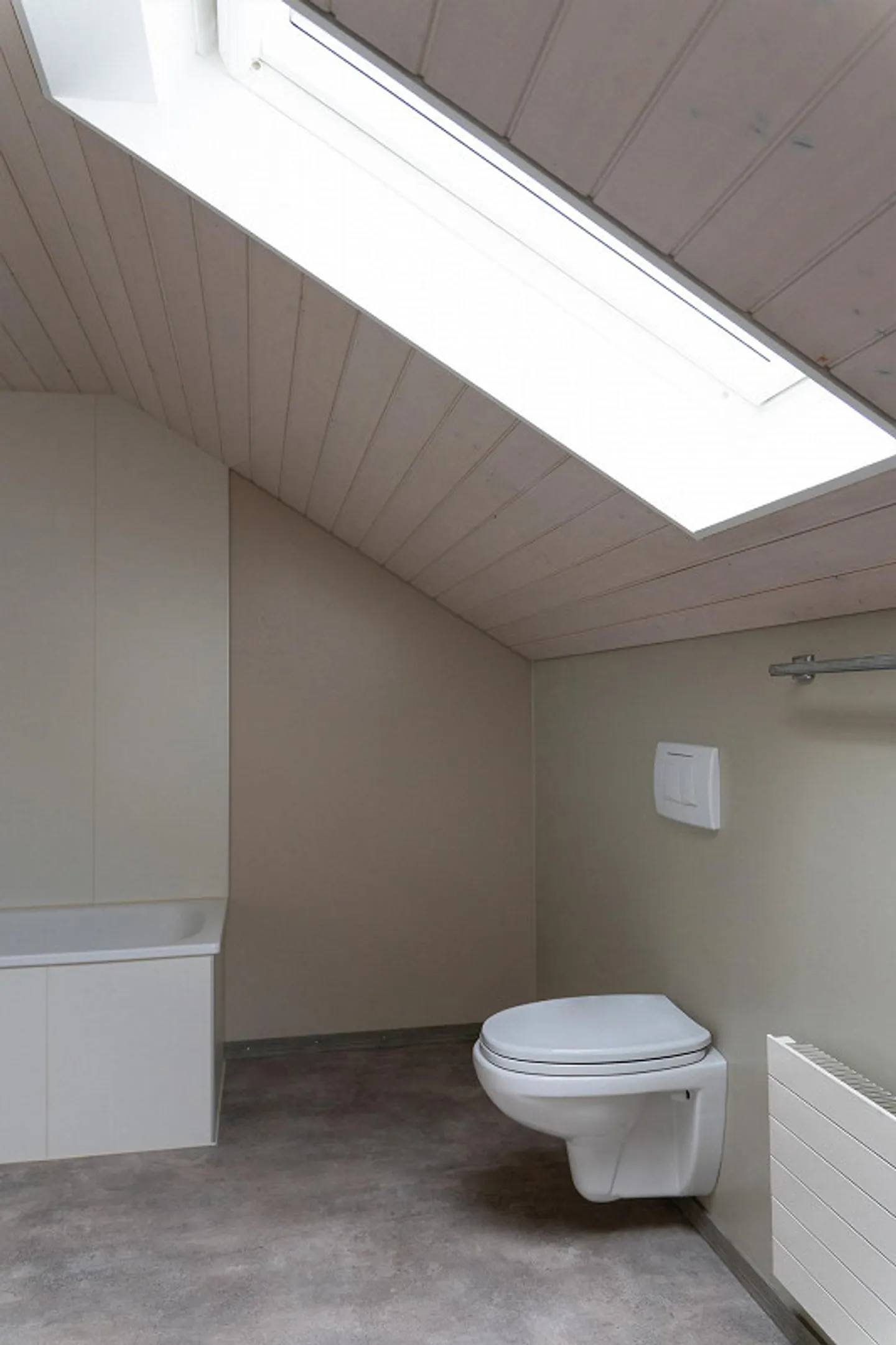 Modern living - centrally & stylishly renovated - Photo 11 of 13