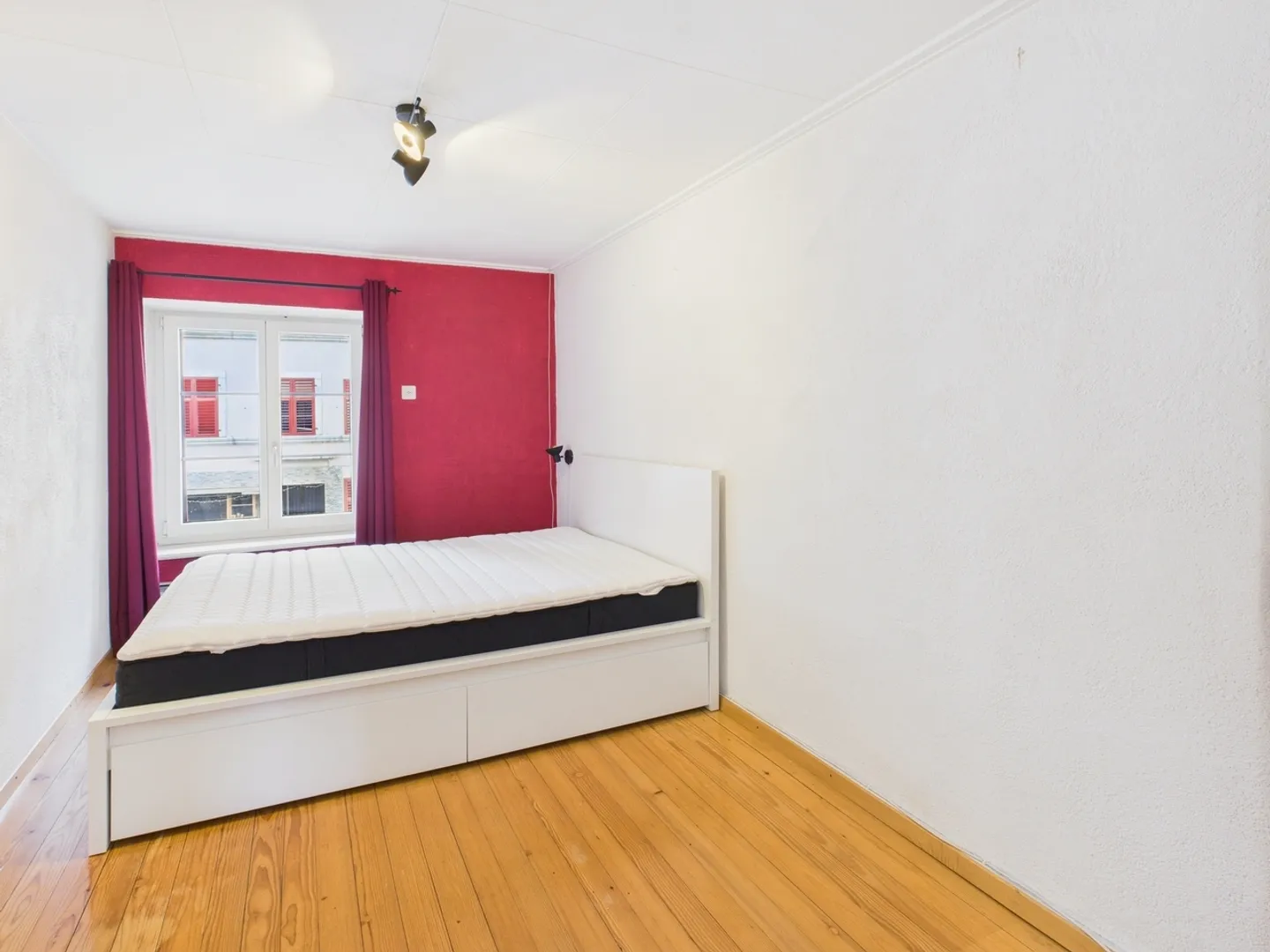 «Historisches 8.5-Zimmer-Bauernhaus mit Charme, Pferdestall und grossem Garten in Attiswil» - Foto 8 von 13