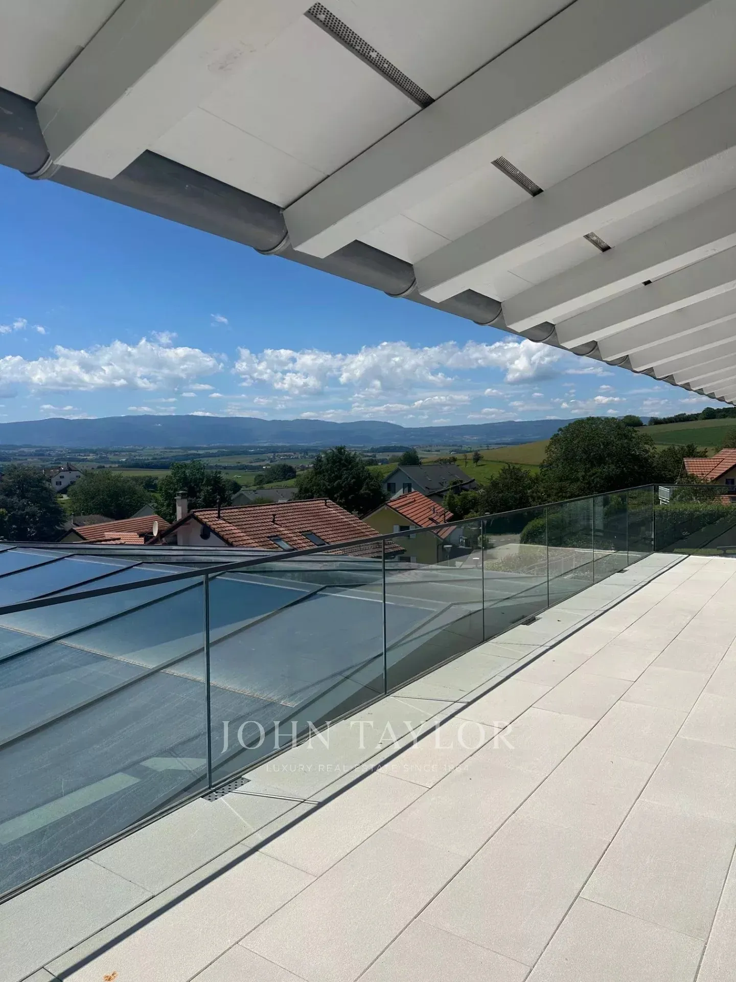 Single house for sale - Photo 9 of 10