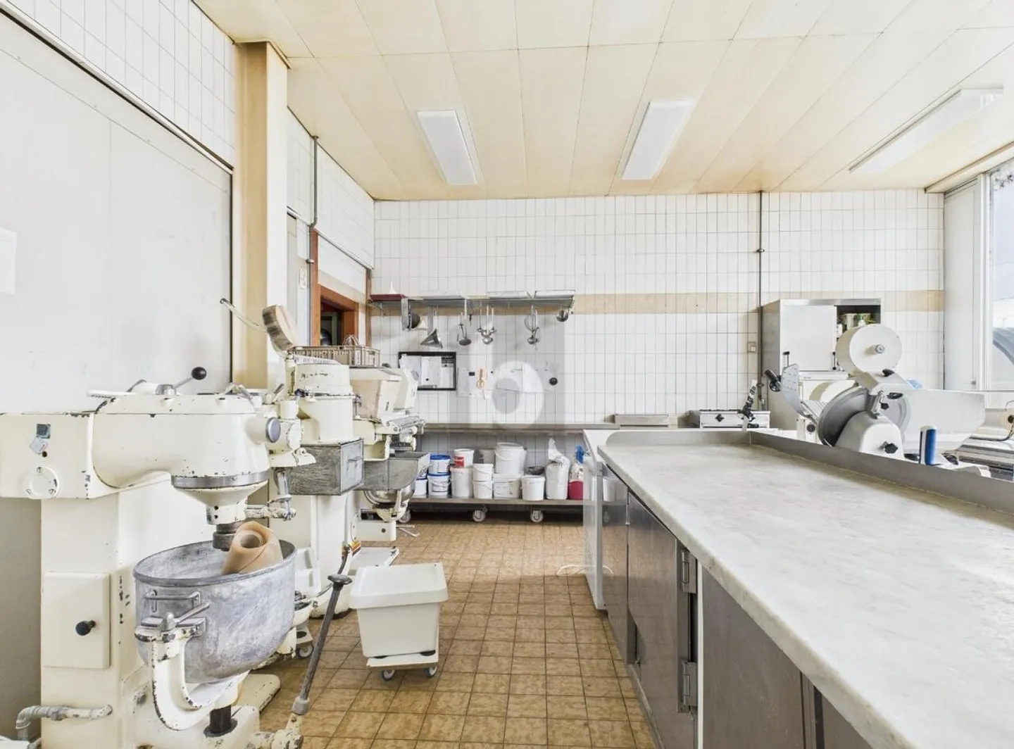 SUPERFICIE FLESSIBILE E BEN SERVITA - Foto 4 di 6