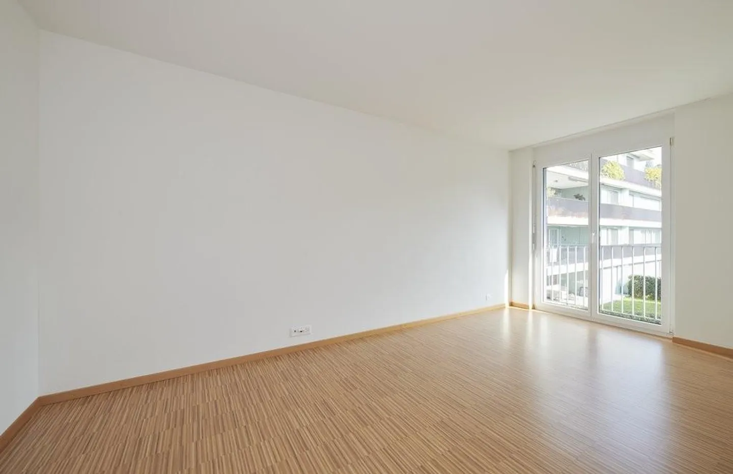 Modern residential development in a central urban location - Photo 7 of 8