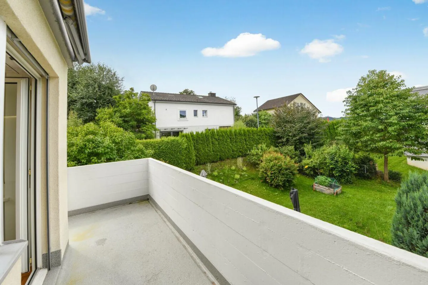 Appartement confortable de 3,5 pièces avec belle vue à Abtwil - Photo 9 sur 15