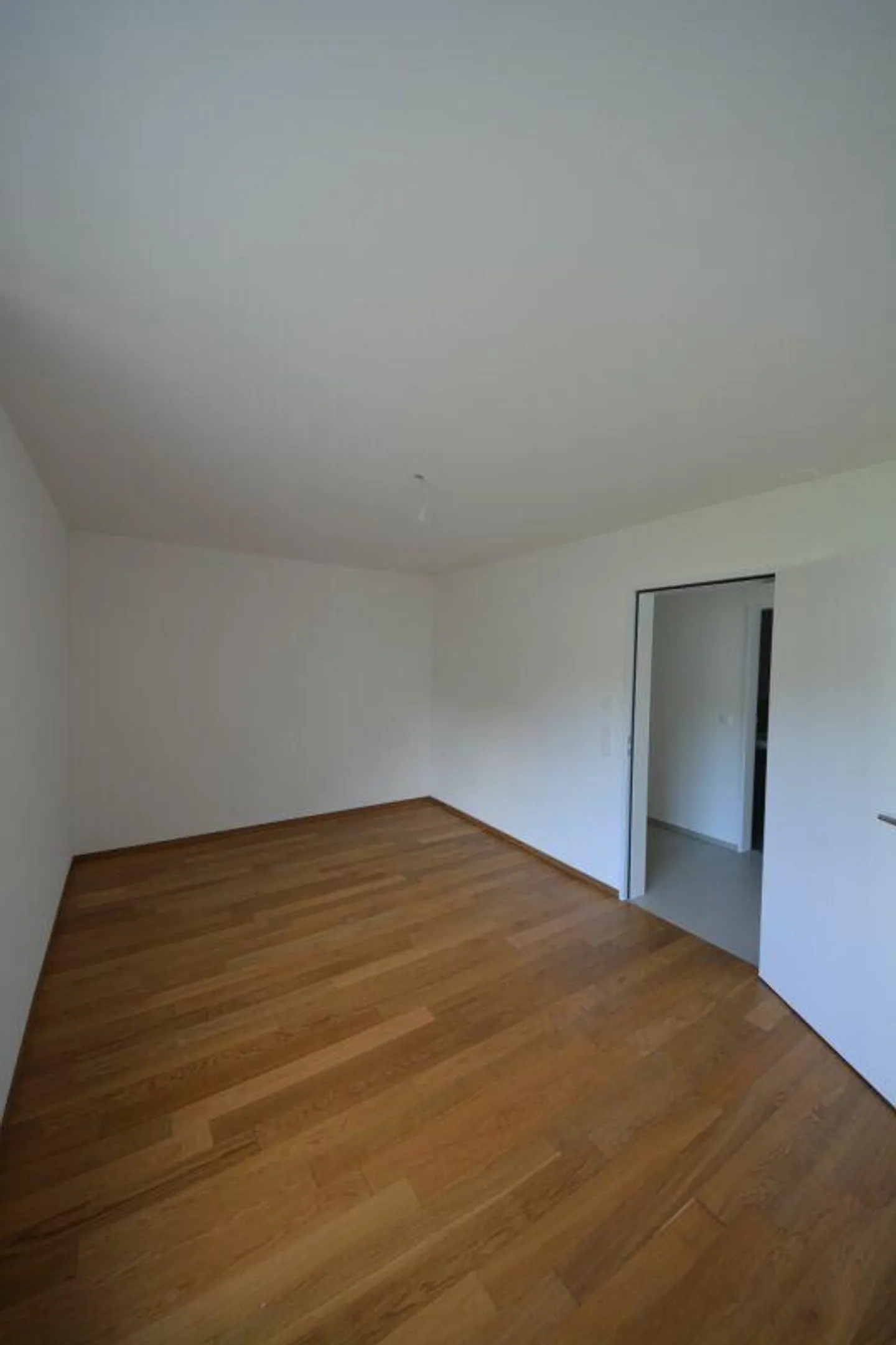 3.5-room apartment in new building standard seeks new tenant! - Photo 9 of 13