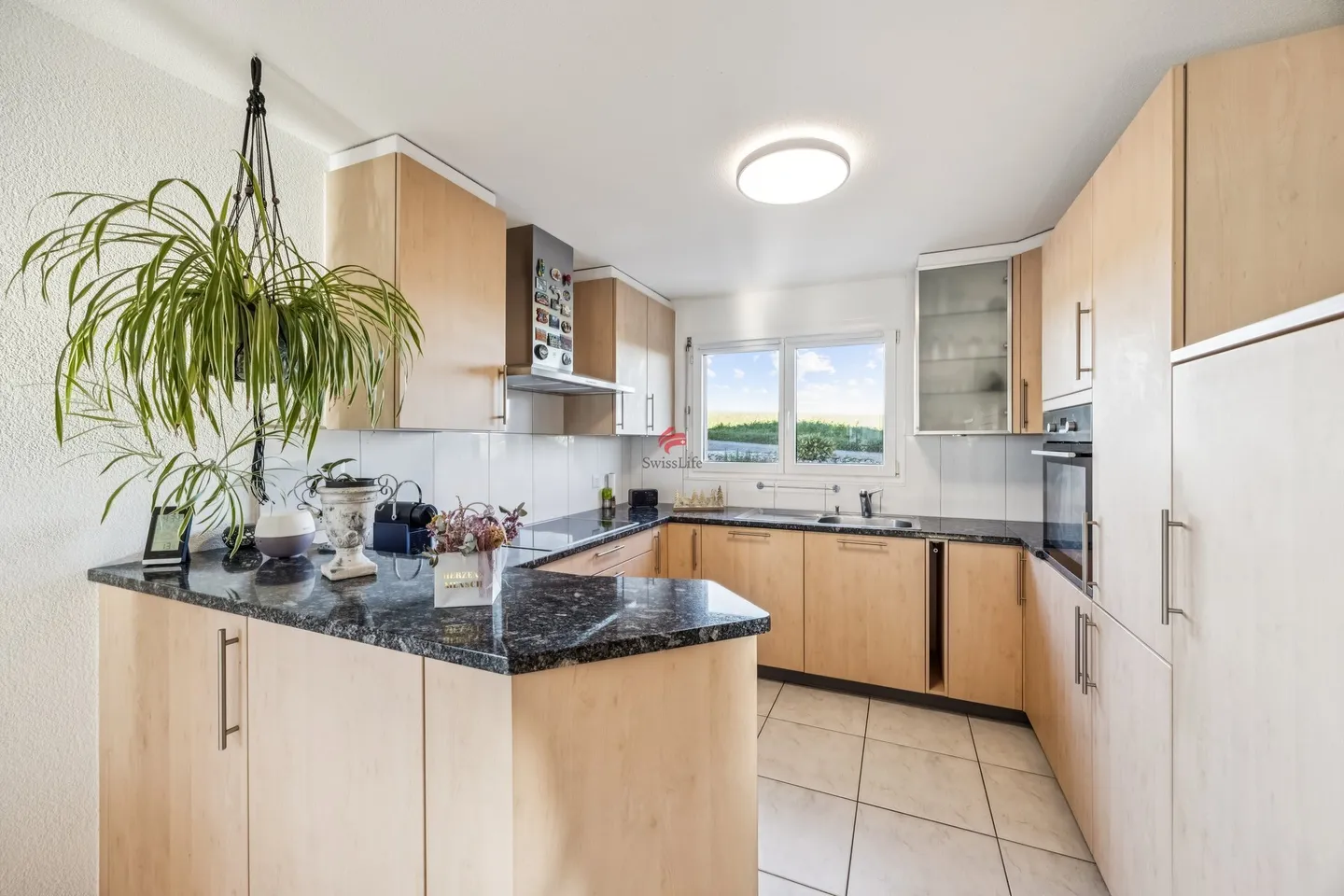 Tranquillo e soleggiato con un giardino ben curato! - Foto 2 di 11