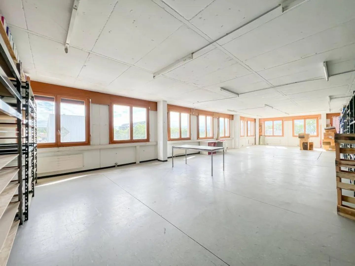 Verwaltung/Büro 425,5 m2 in Morges - Foto 3 von 13