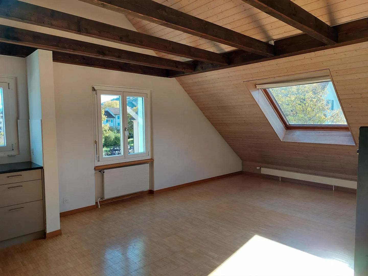 2.5 Room Attic Apartment with Mountain View near Eichholz - Photo 3 of 11