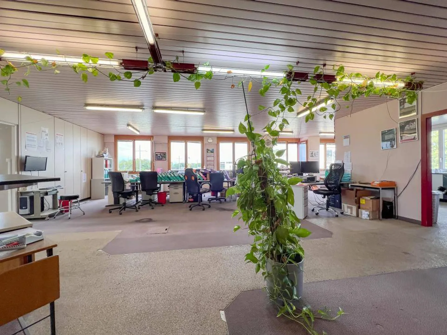 Verwaltung/Büro 425,5 m2 in Morges - Foto 12 von 13