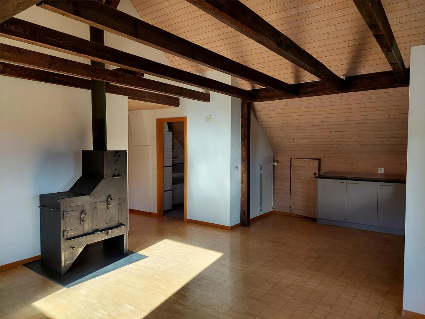 2.5 Room Attic Apartment with Mountain View near Eichholz - Photo 6 of 11