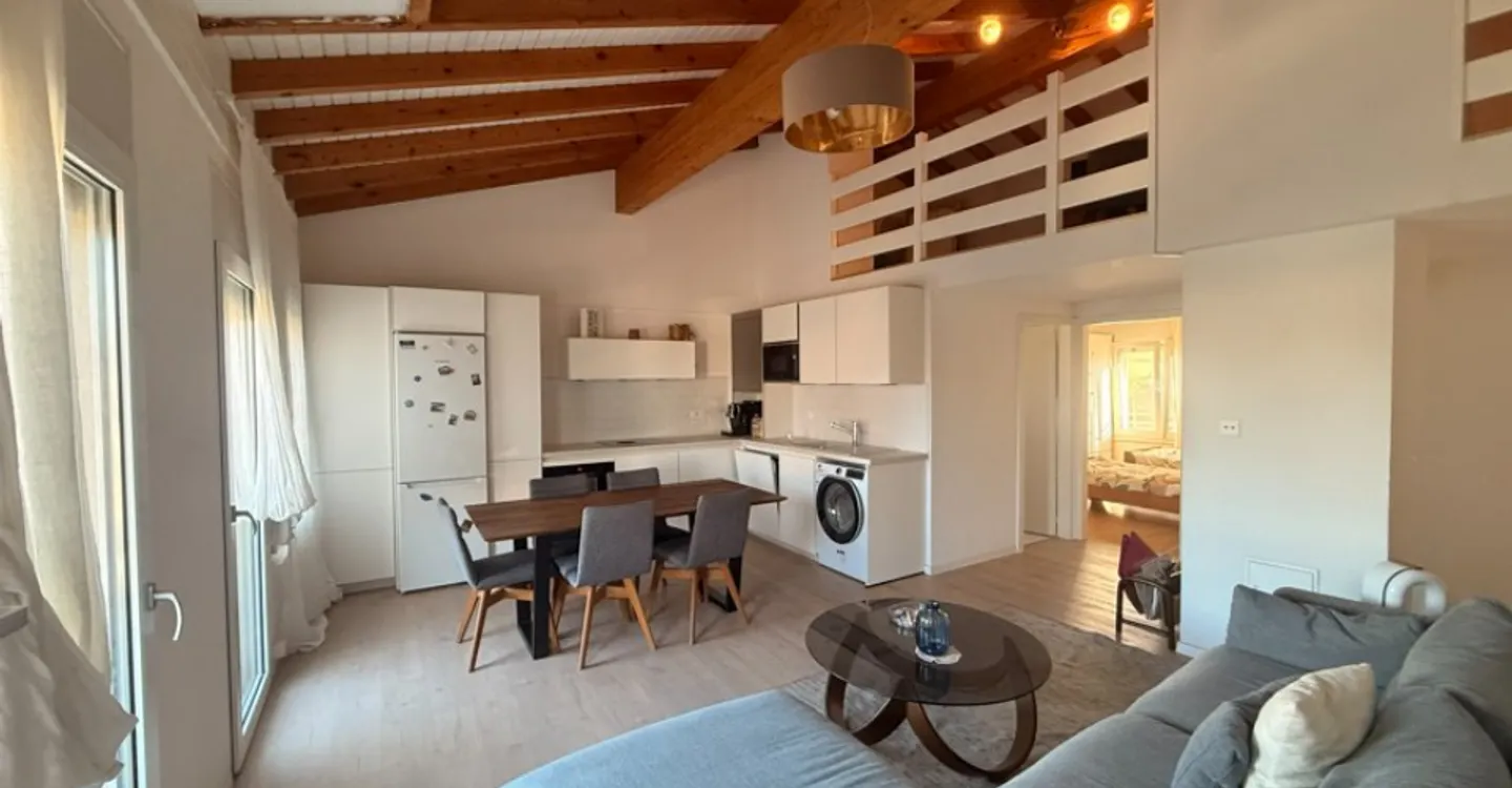 Appartement Charmant Près du Lac - Photo 2 sur 6