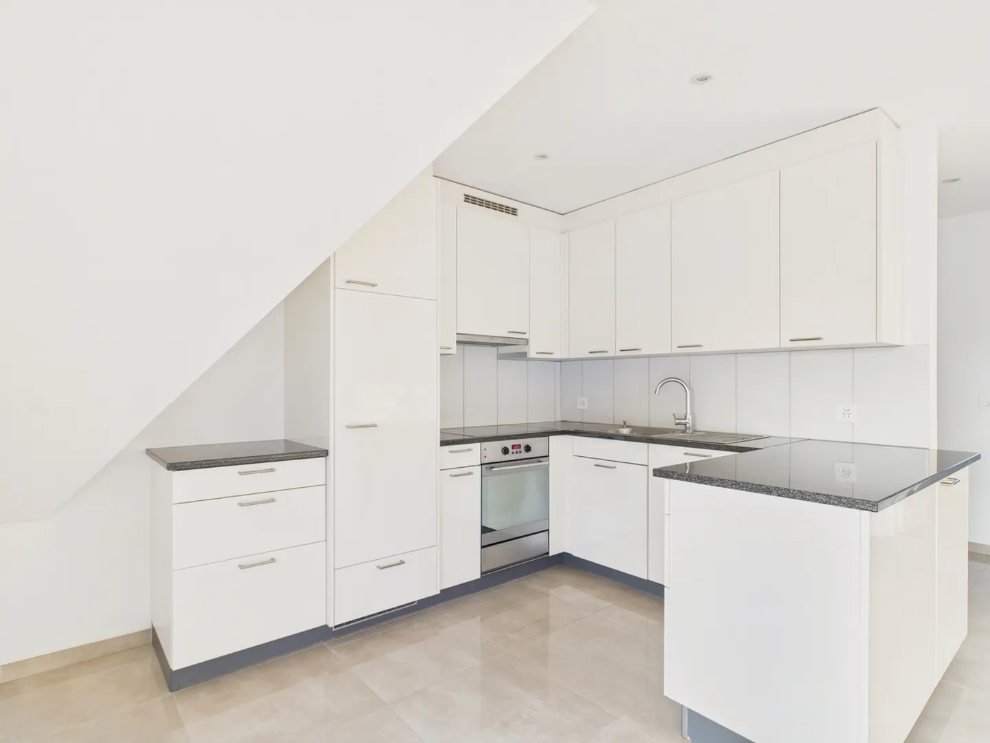 Bright 3.5-room apartment with a dream terrace of 30m2 in Derendingen - Photo 5 of 12