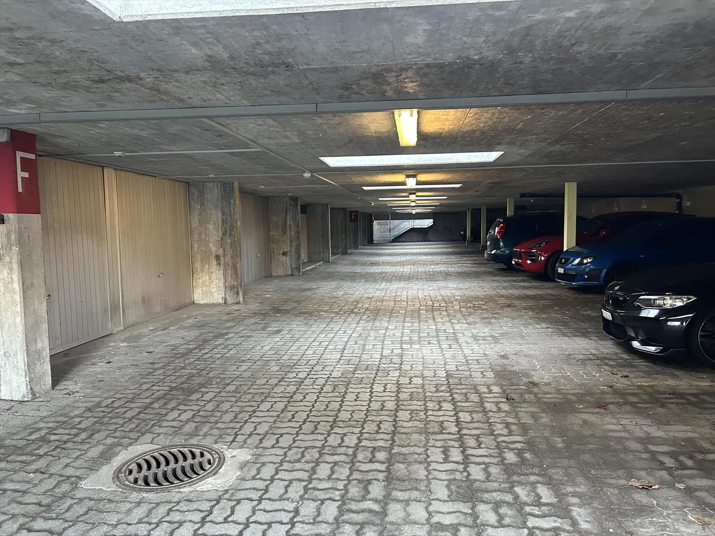 In affitto parcheggio interno vicino al centro città - Foto 1 di 2